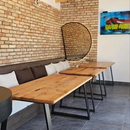 Prestiz * Sokolac (East Sarajevo)